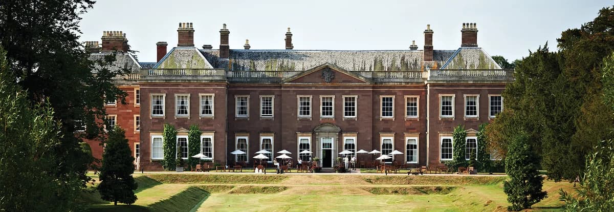 Warner Leisure Hotels reached 850k impressions, 105 posts